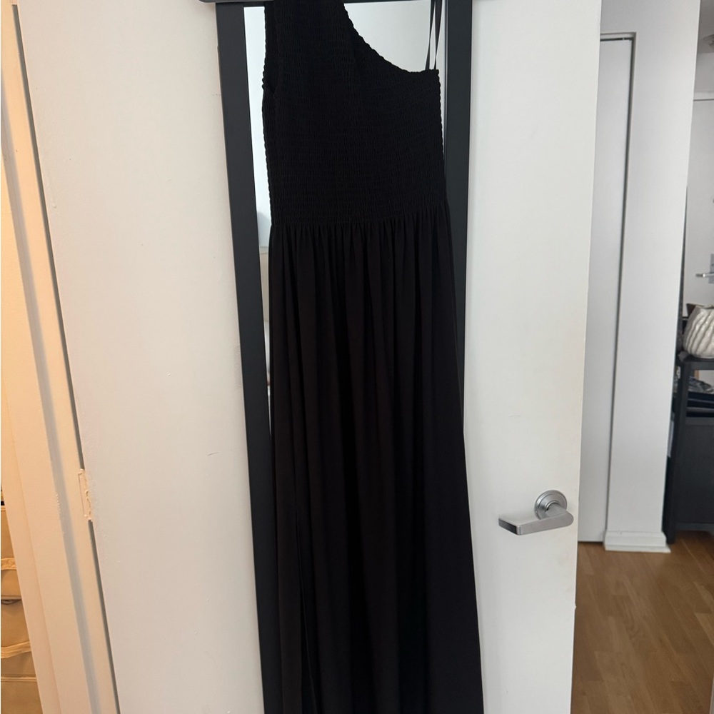 Hill House Elegant Black One Shoulder Dress